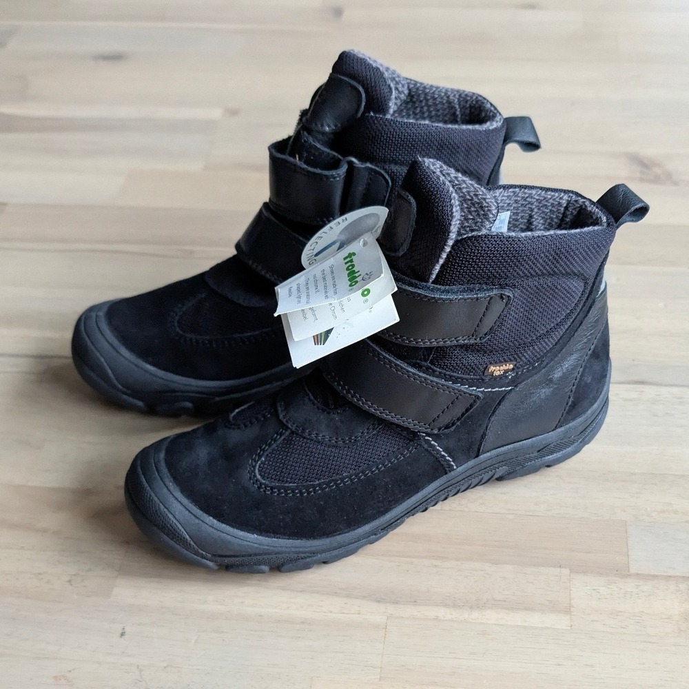 Froddo NEW!‎ Tex Waterproof Black Boots Size 38-US 6 Youth